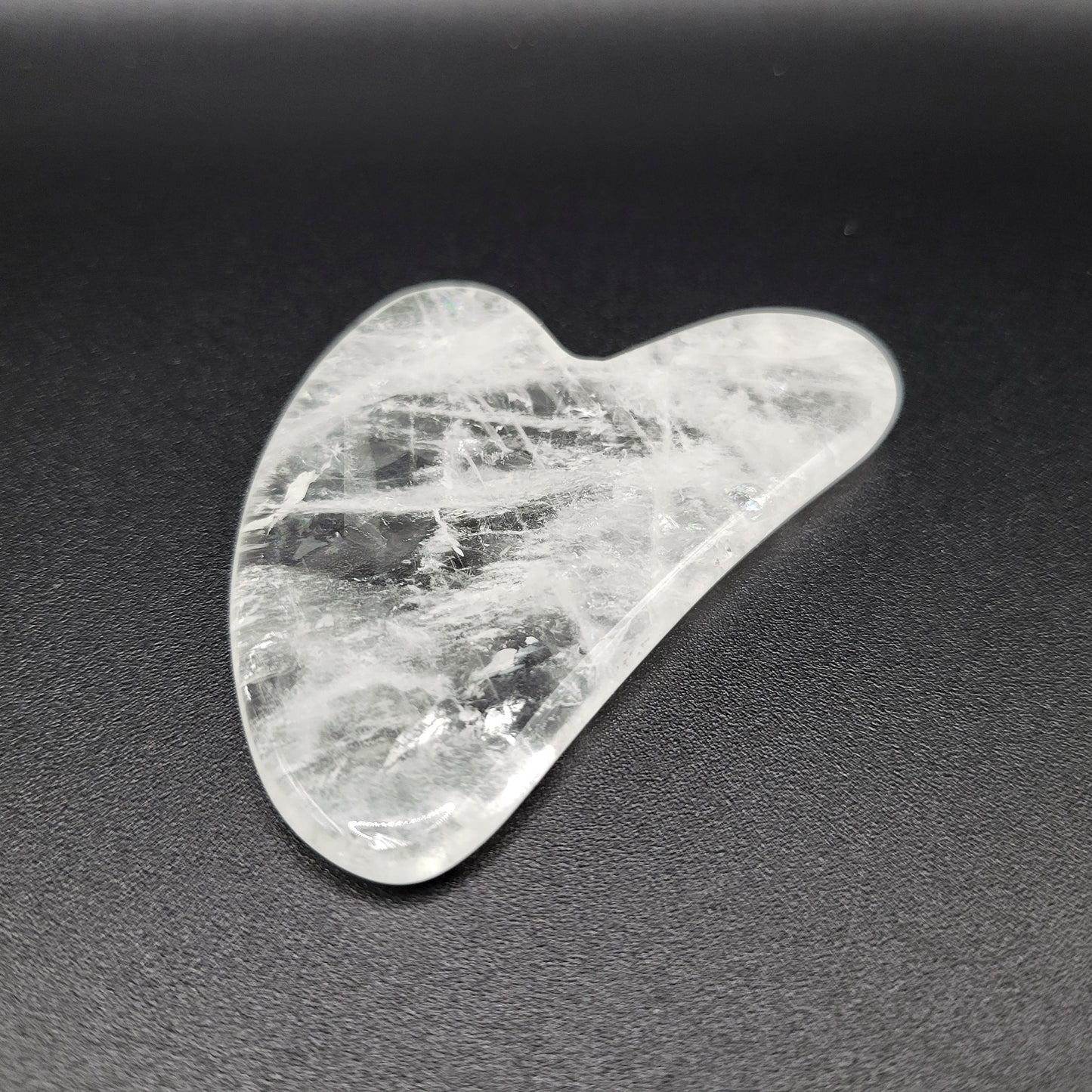 Gua Sha Bergkristall – Klare Energie für die Haut