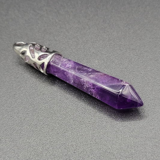 Amethyst Kristallspitzen-Anhänger – Strahlen der Ruhe