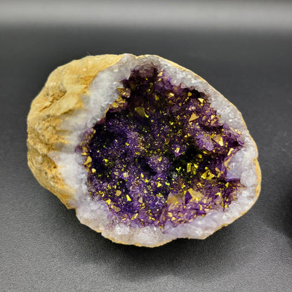 Bedampfte Bergkristall-Drusen – Amethystzauber der Natur