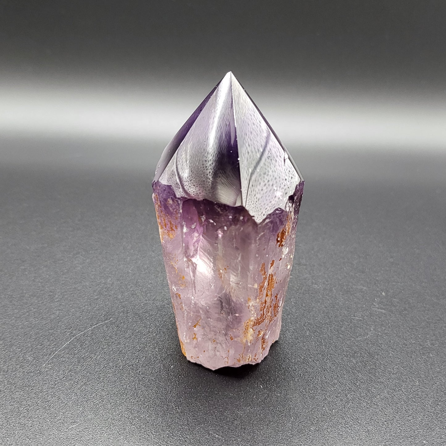 Amethyst-Spitze „Zahn“ – Mystische Energiequelle
