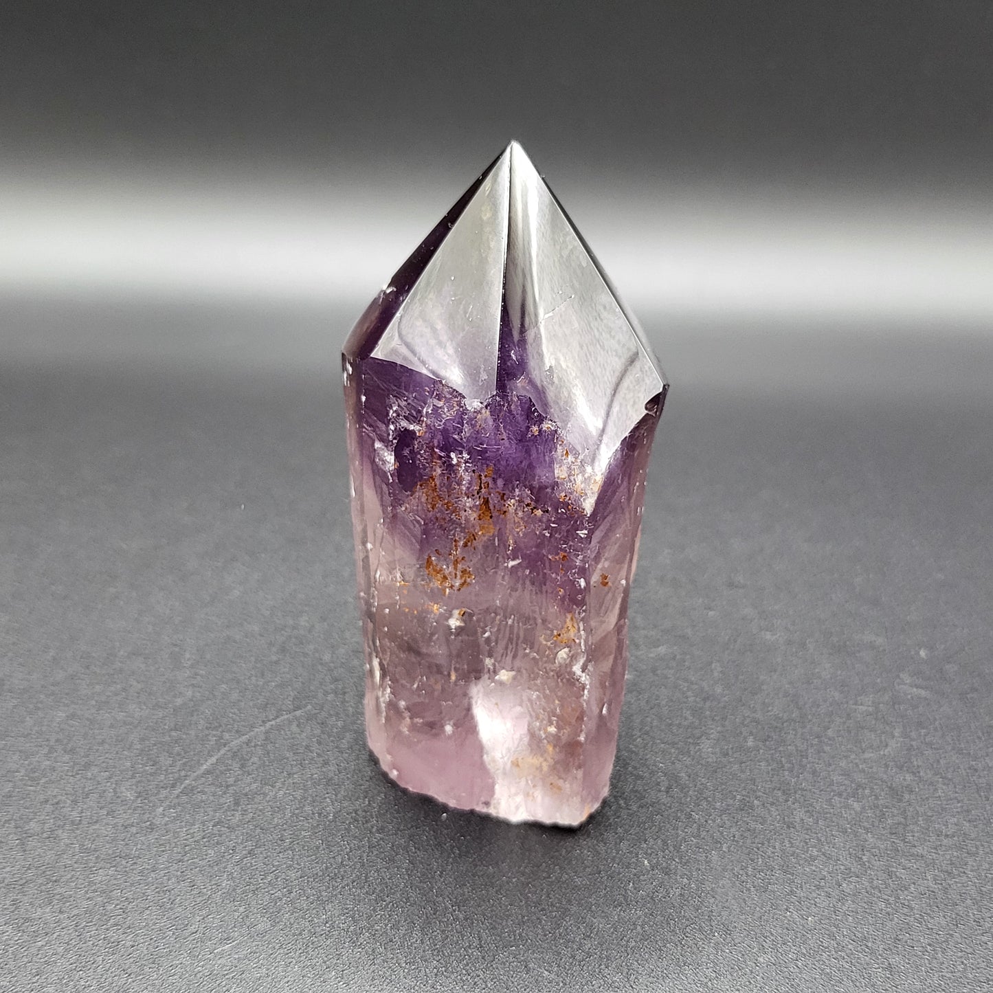 Amethyst-Spitze „Zahn“ – Mystische Energiequelle