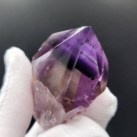 Amethyst-Spitze „Zahn“ – Mystische Energiequelle