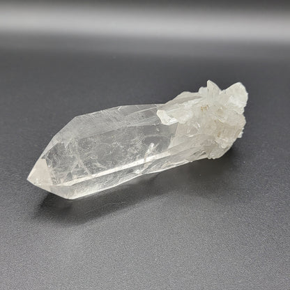 Bergkristall-Spitze Bruchstein – Rohe Energie der Erde