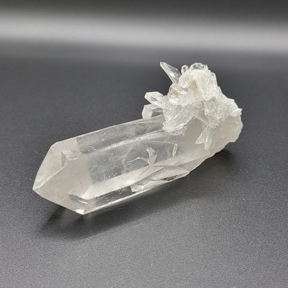 Bergkristall-Spitze Bruchstein – Rohe Energie der Erde