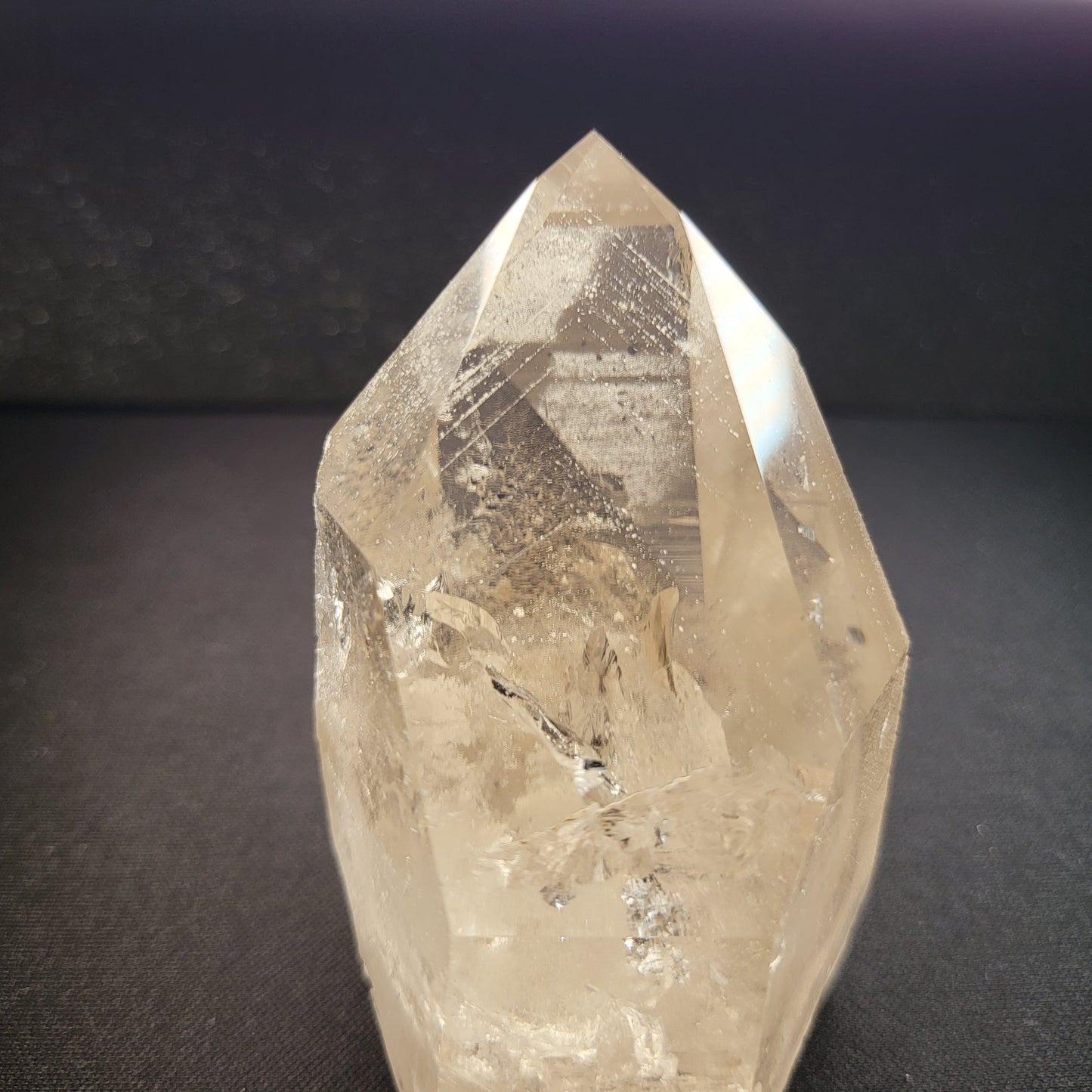 Multi-Phantom Rauchquarz-Bergkristall – ca. 10 feine Wachstumsphasen in klarer Spitze